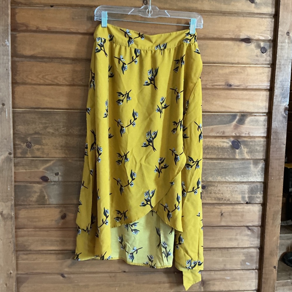 LOFT Yellow Asymmetrical Skirt with Floral Design